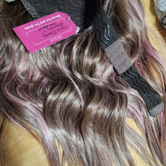 Chelsey Smith Faris Cherry Blossom - Picture 3 of 10